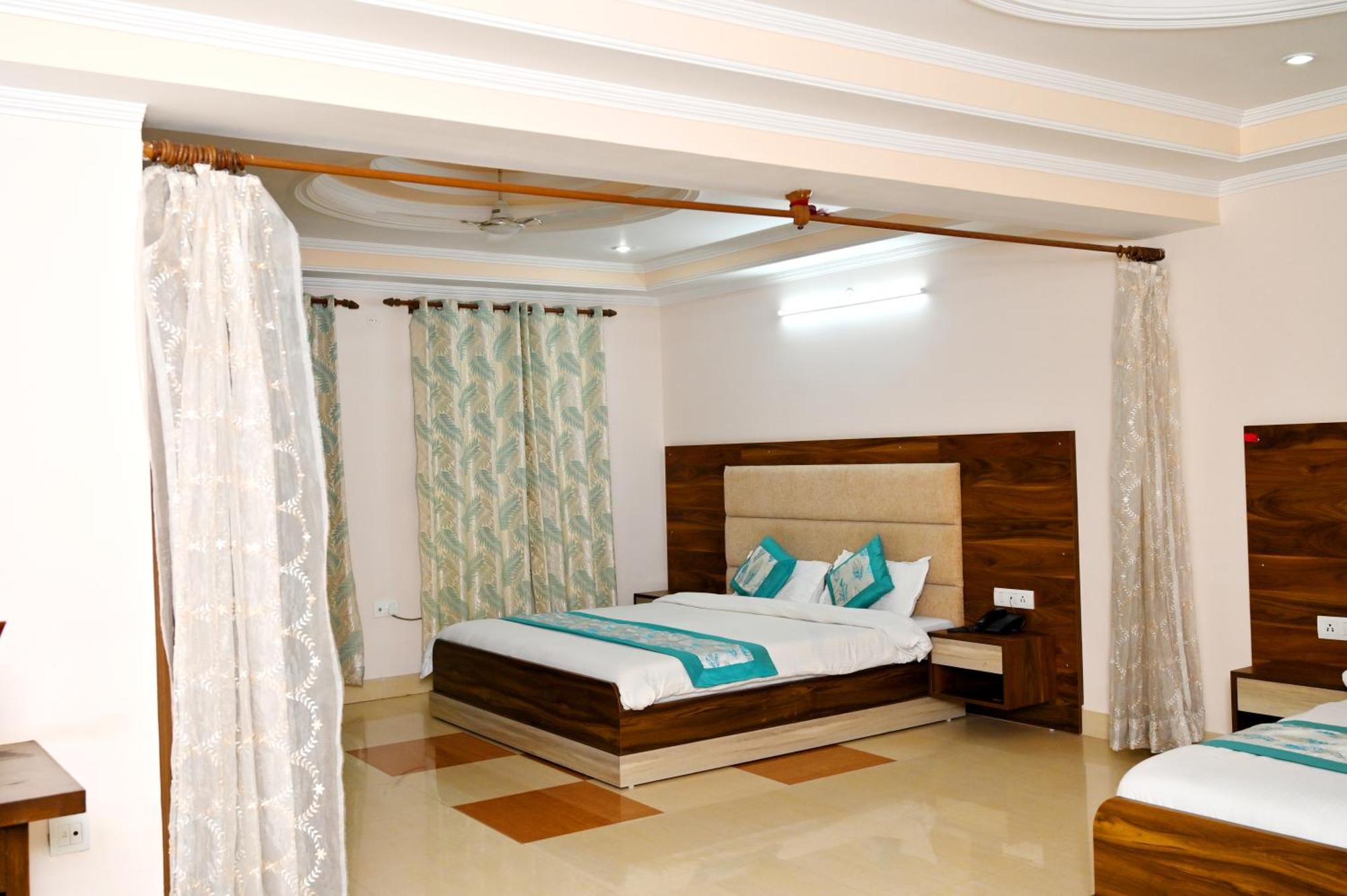 Hotel Prasanna Inn Rishīkesh Eksteriør bilde