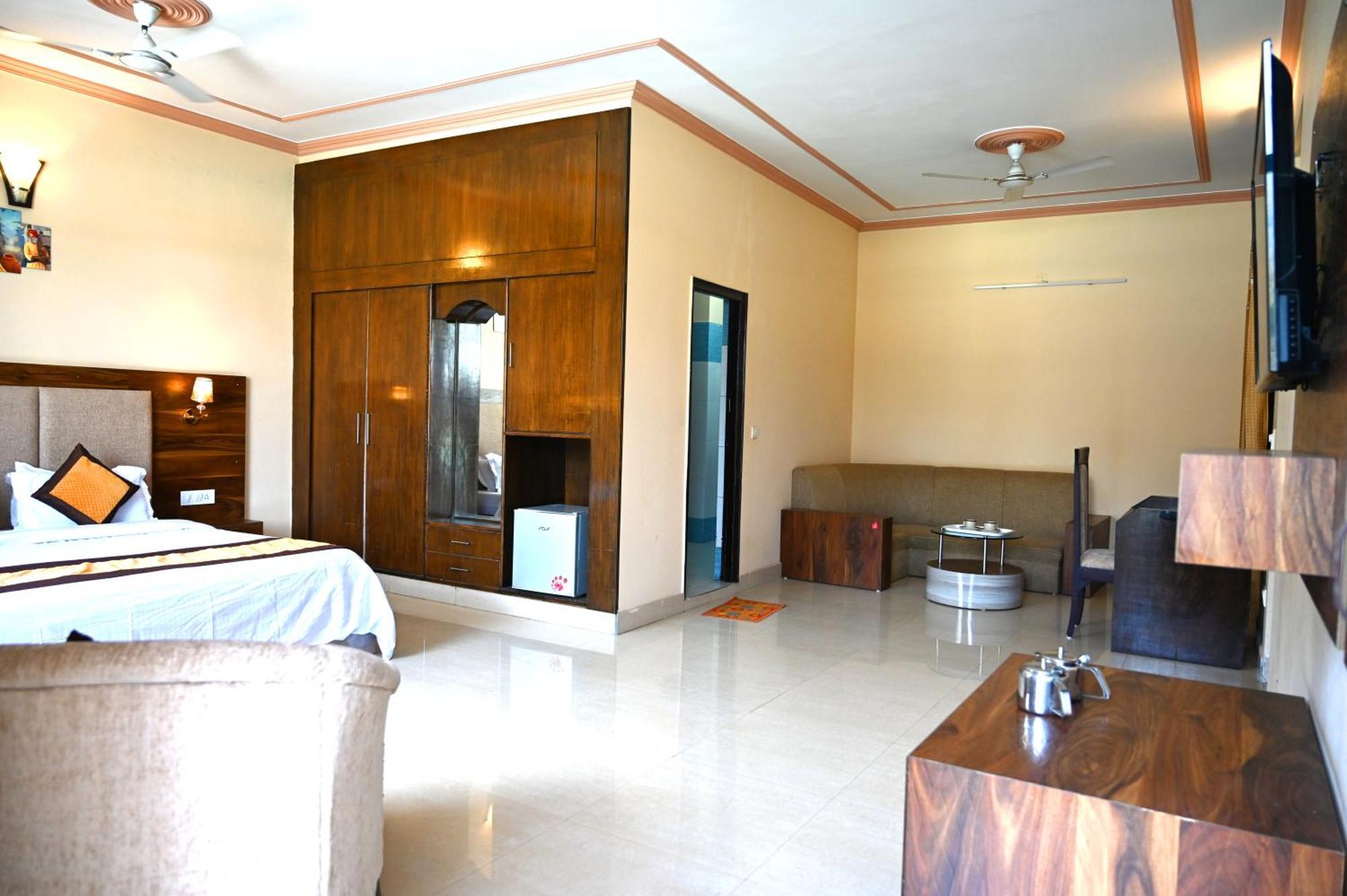 Hotel Prasanna Inn Rishīkesh Eksteriør bilde